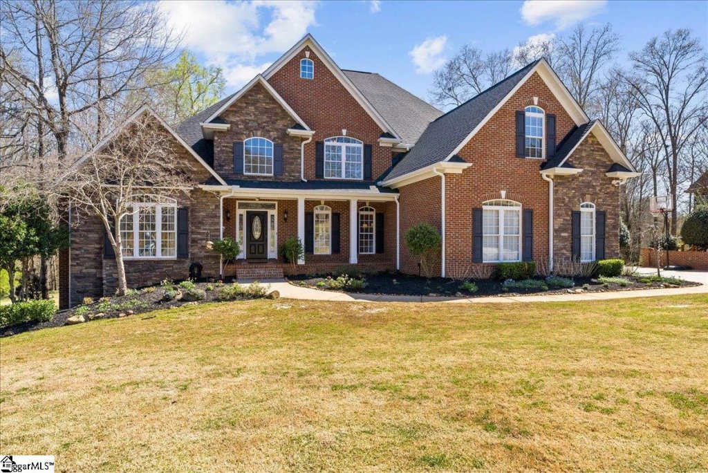 374 S Monterey Drive