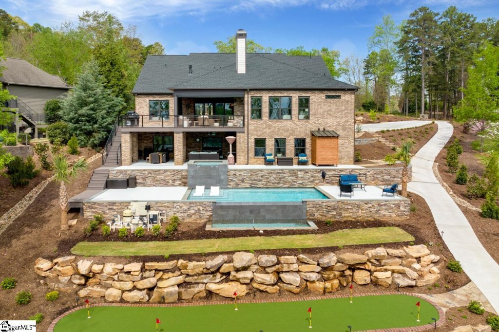 200 Belle Pines Court