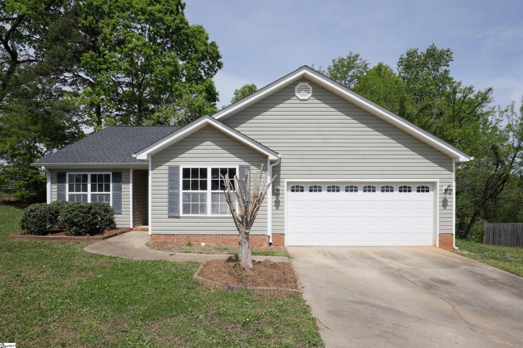 4 Wood Spring Court