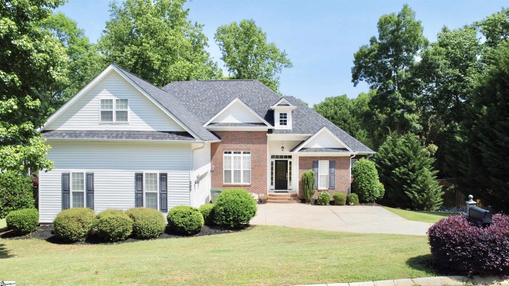 200 Golf View Lane