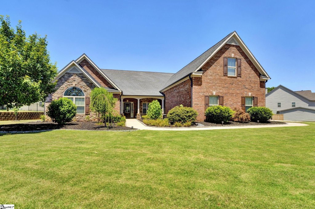 1 Tantallon Court