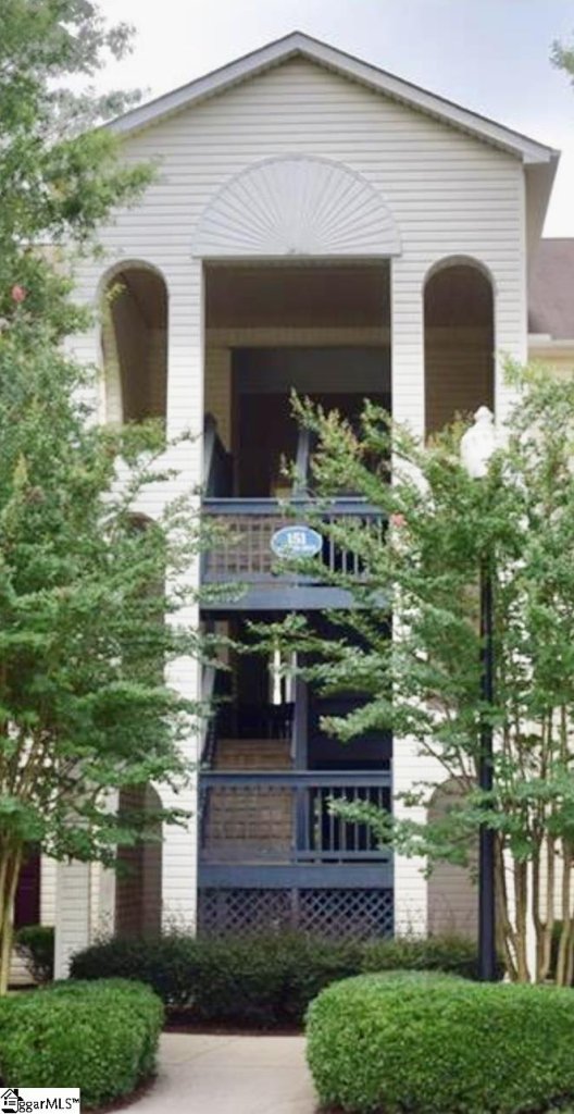 151 Wexford Drive #106