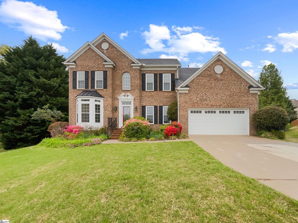 15 Silverthorn Court