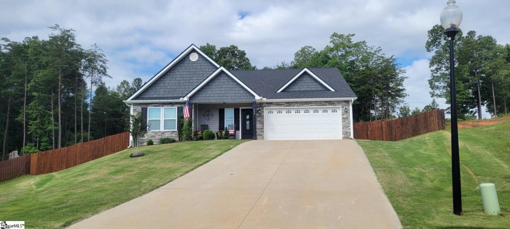 442 Camden Lee Court