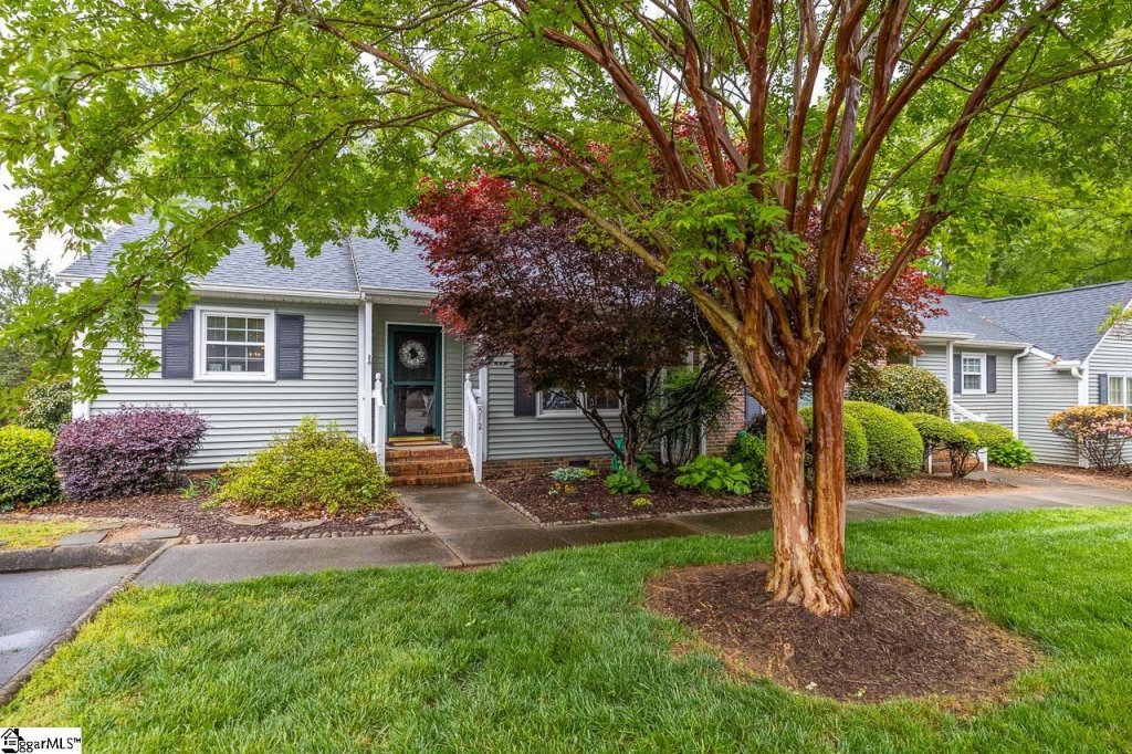 512 Wentworth Street