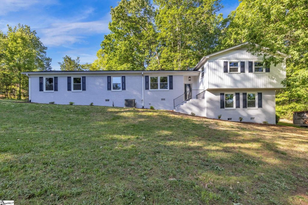 100 Bella Vista Drive