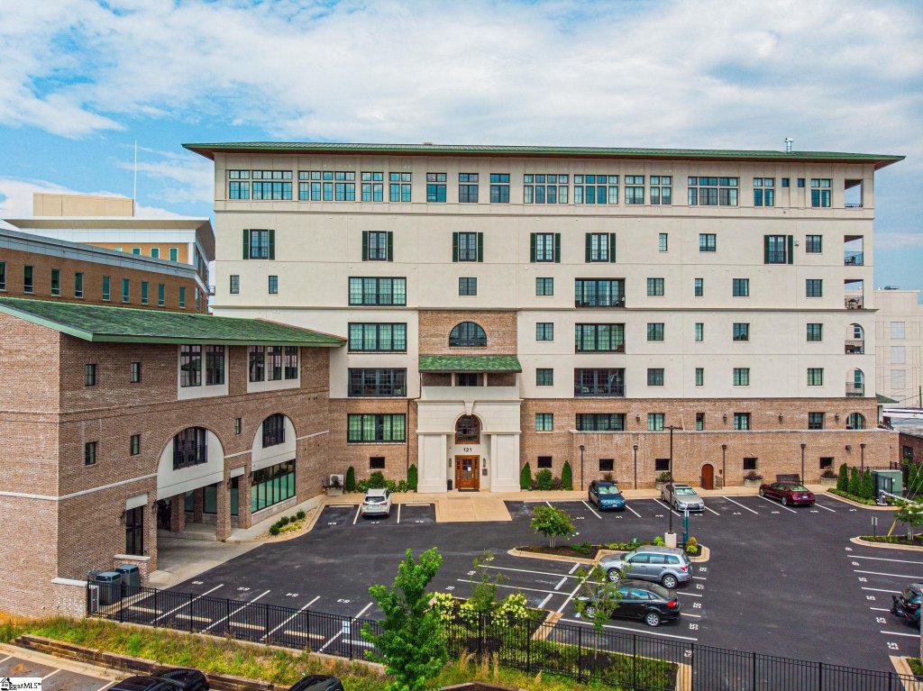 121 Rhett Street #501