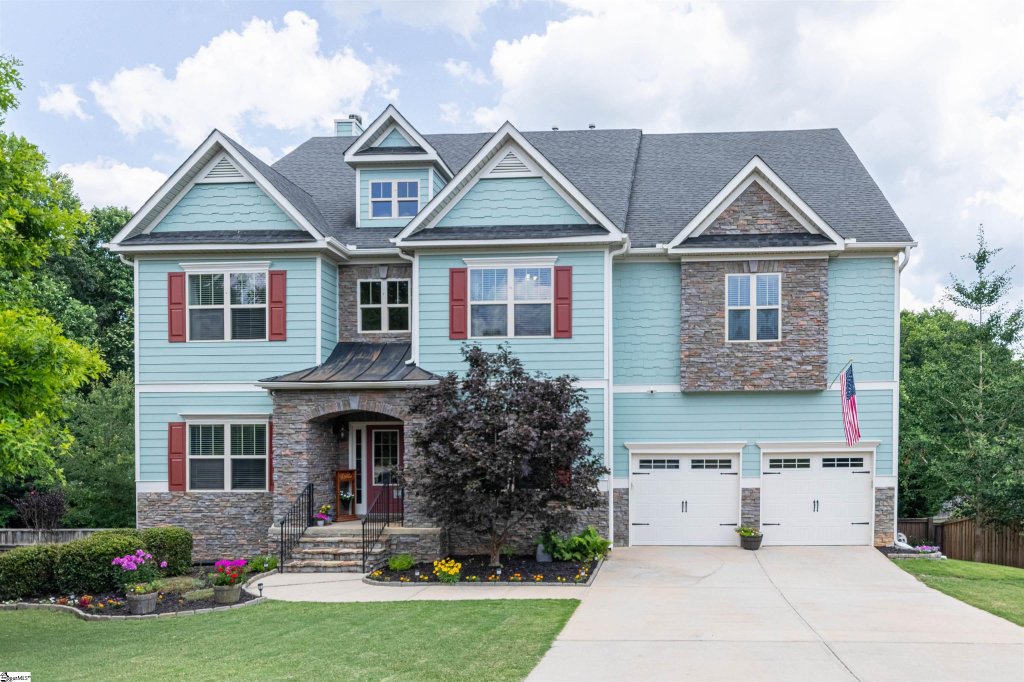 4 Tantallon Court