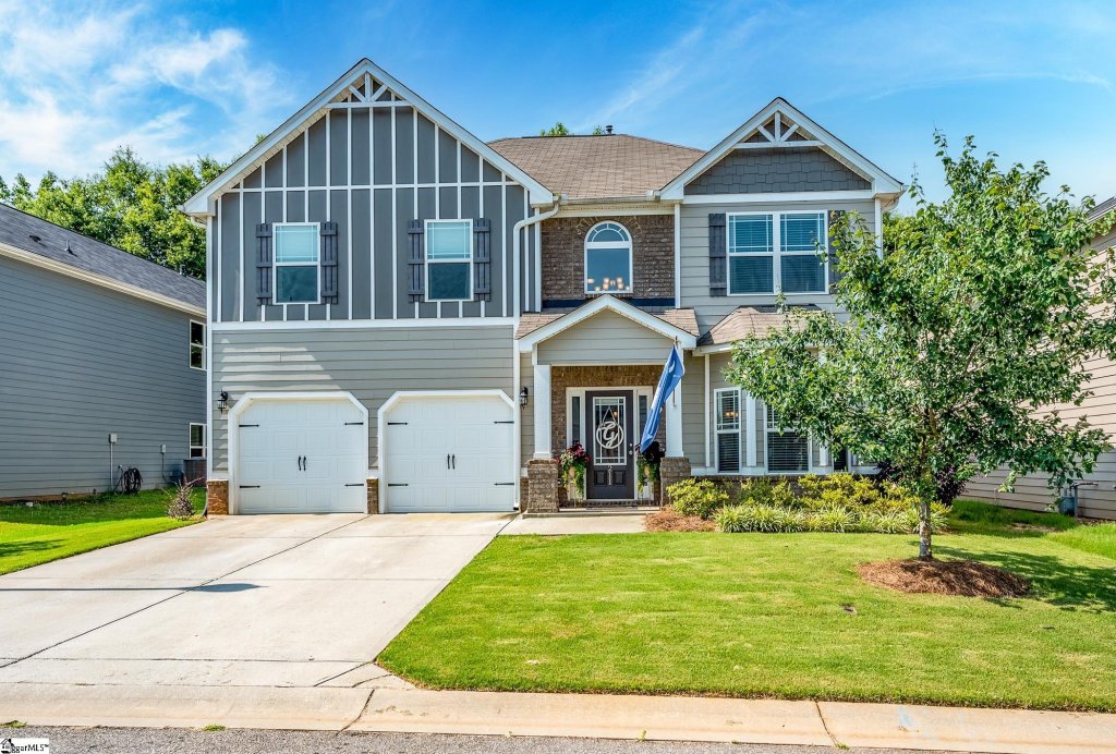 211 Heatherwood Lane
