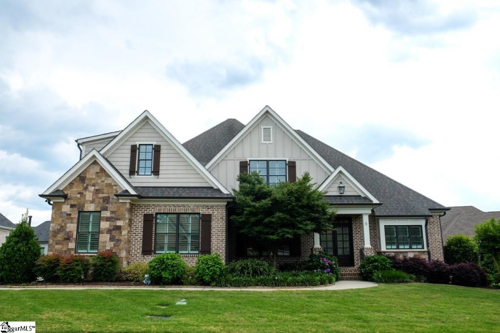 5 Maxwell Farm Drive