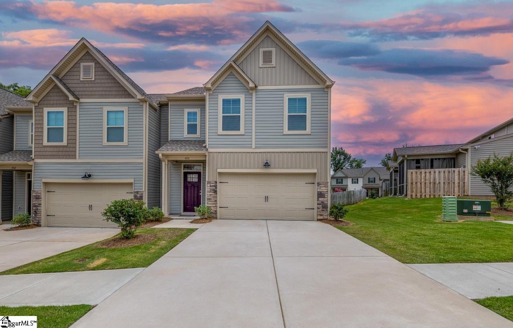 400 Cedar Bluff Way