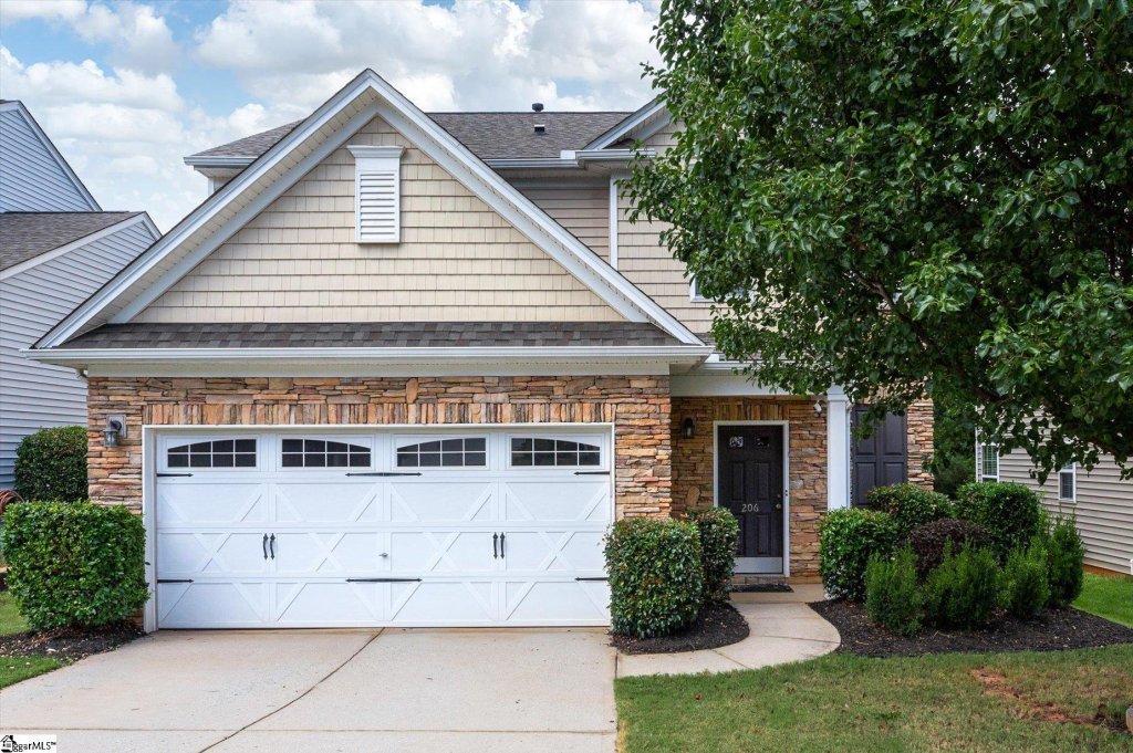 206 Knoll Ridge Drive