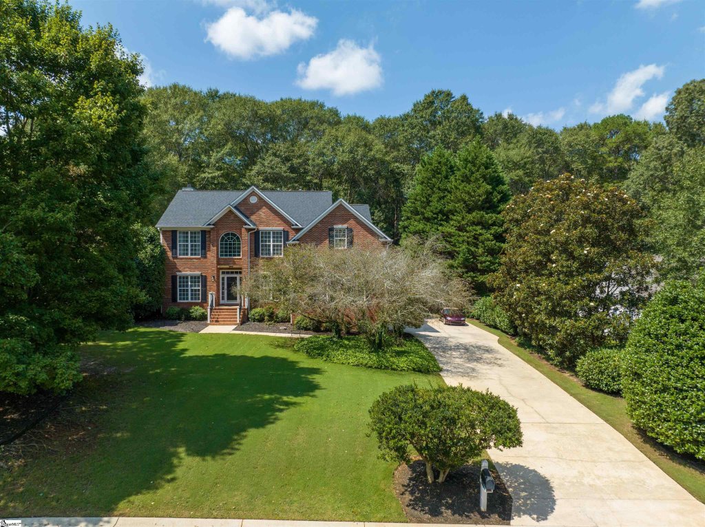 109 Pleasant Woods Road