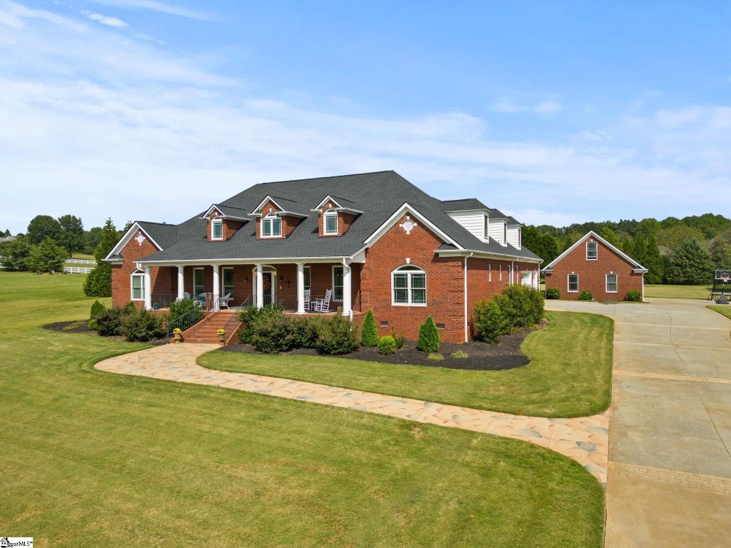 103 Lazy Willow Court