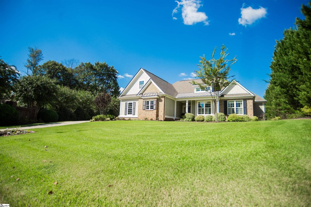 101 Huntcliff Drive