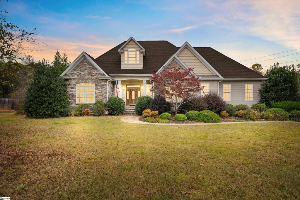 2 Windrow Lane