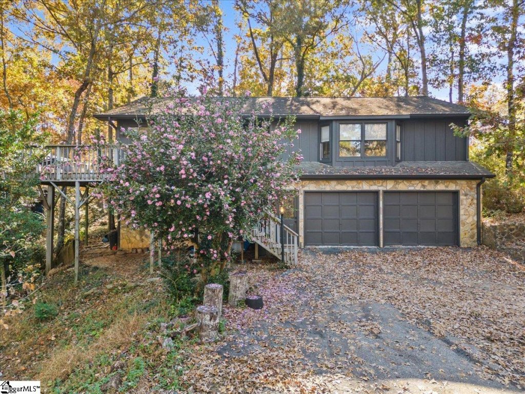 6006 N Mt Vernon Drive