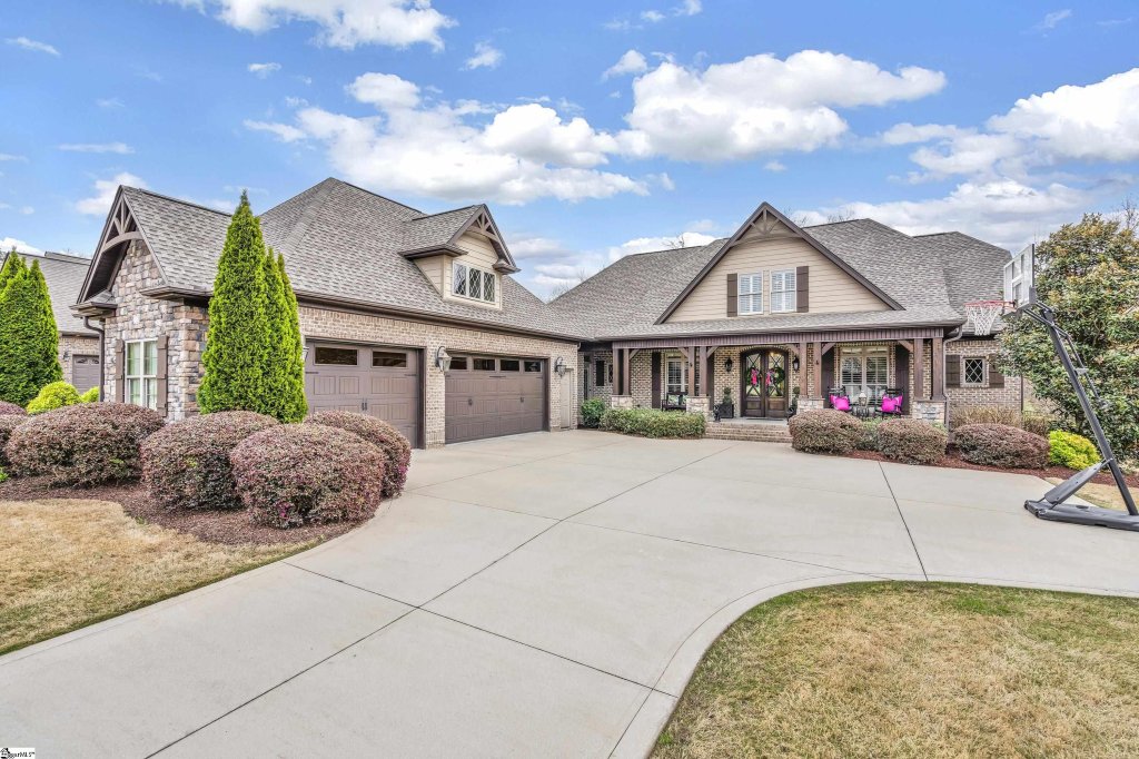 105 Stone Gate Drive