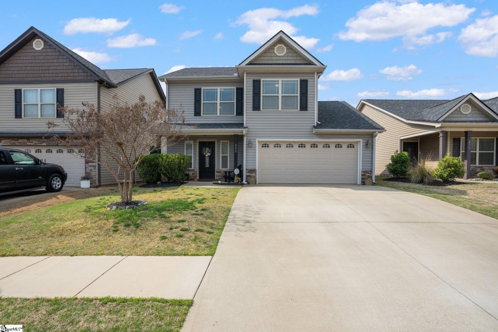 220 Bandallon Place