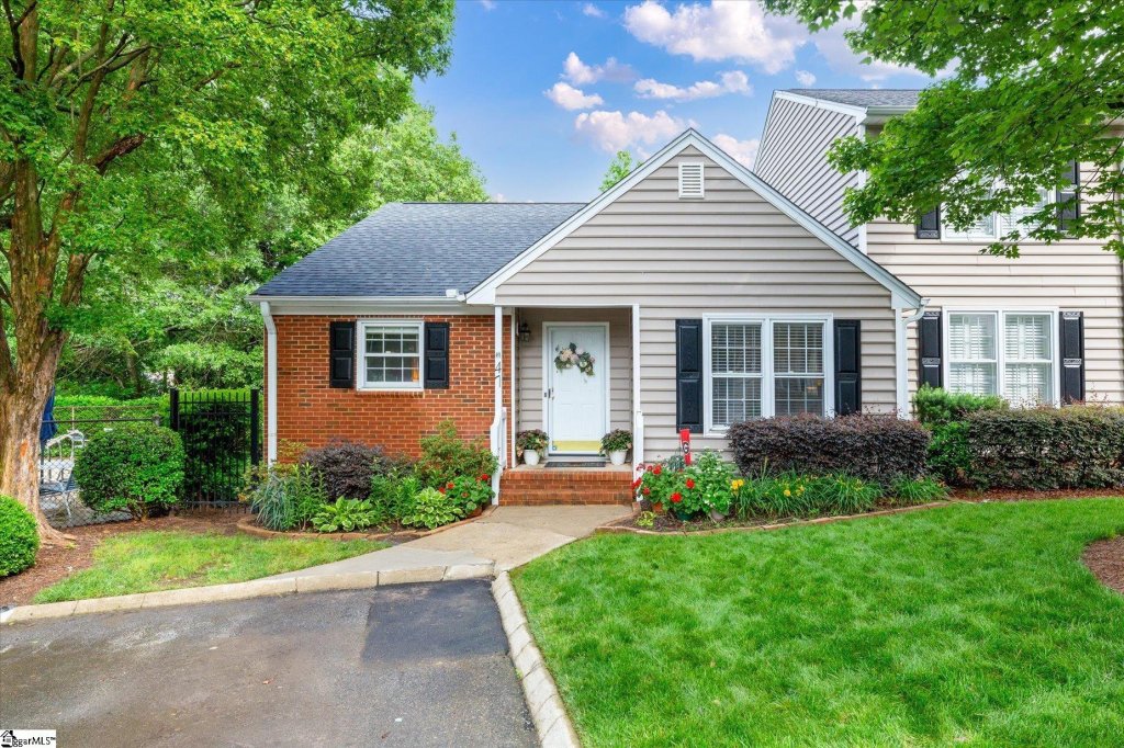 40 Wood Pointe Drive #47