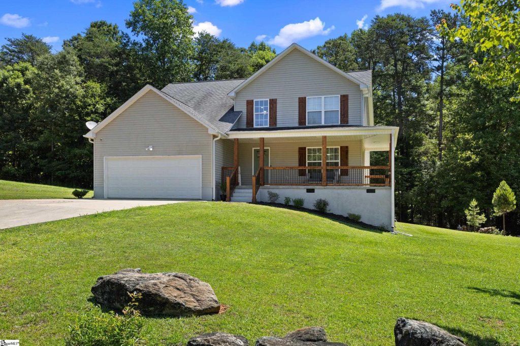 221 Anchors Away Drive