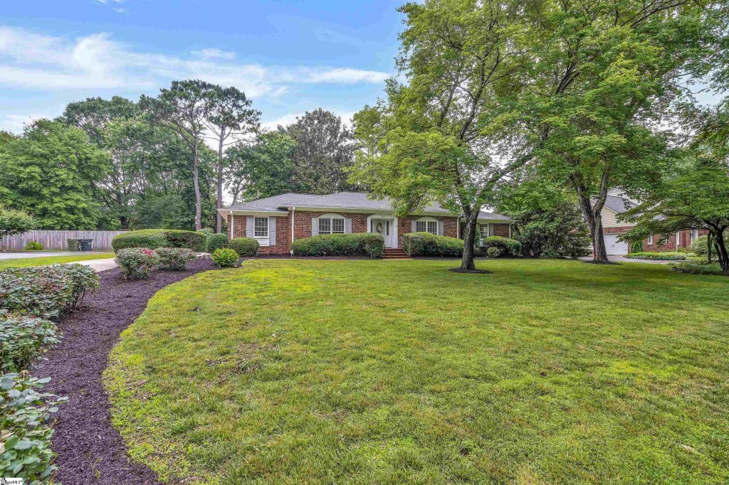 513 Lancelot Drive