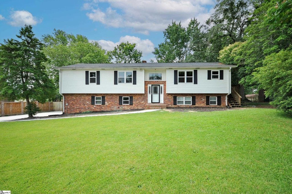 16 Gary Avenue