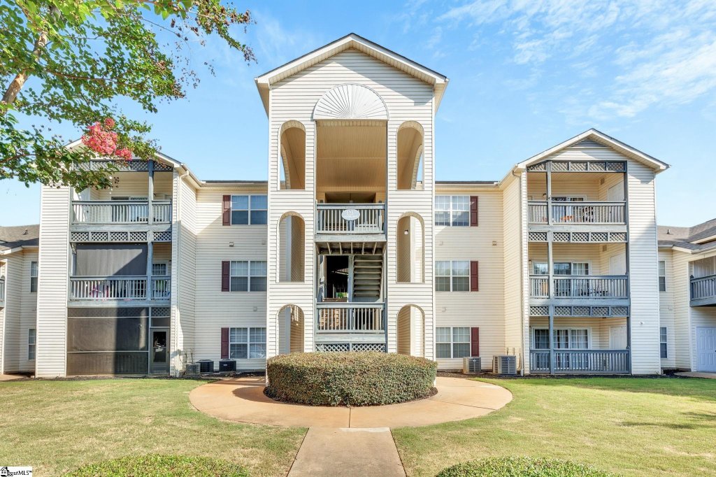 131 Wexford Drive ##206