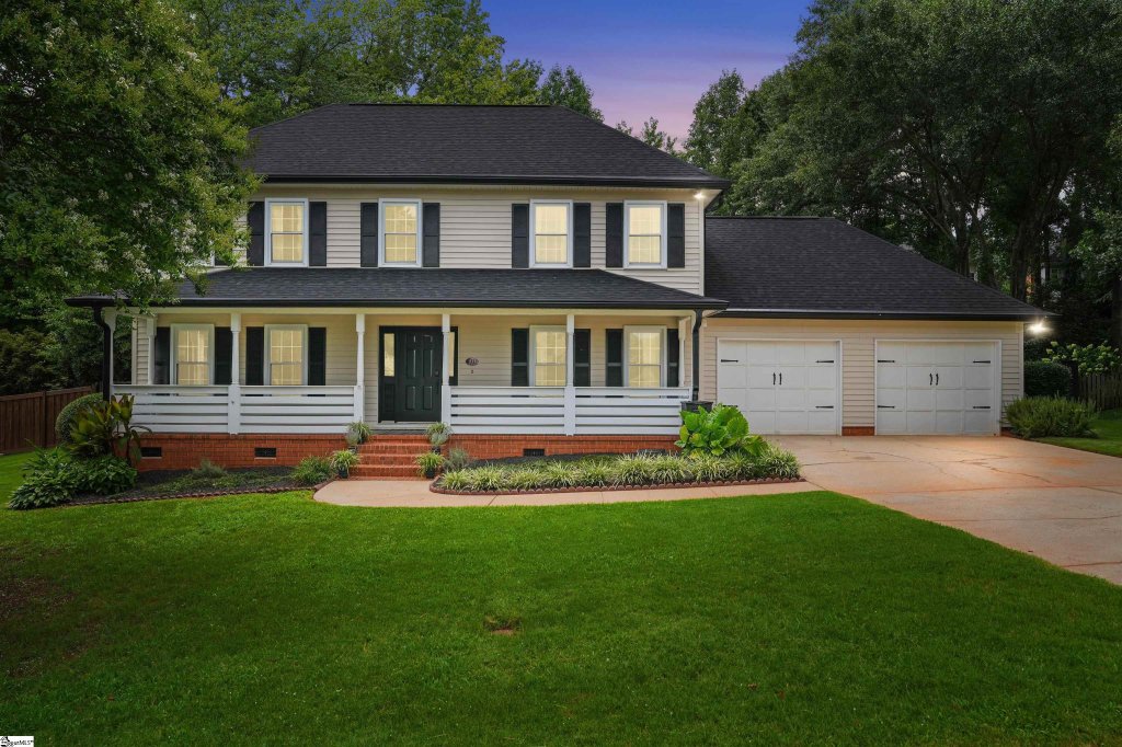 211 Wycliffe Drive