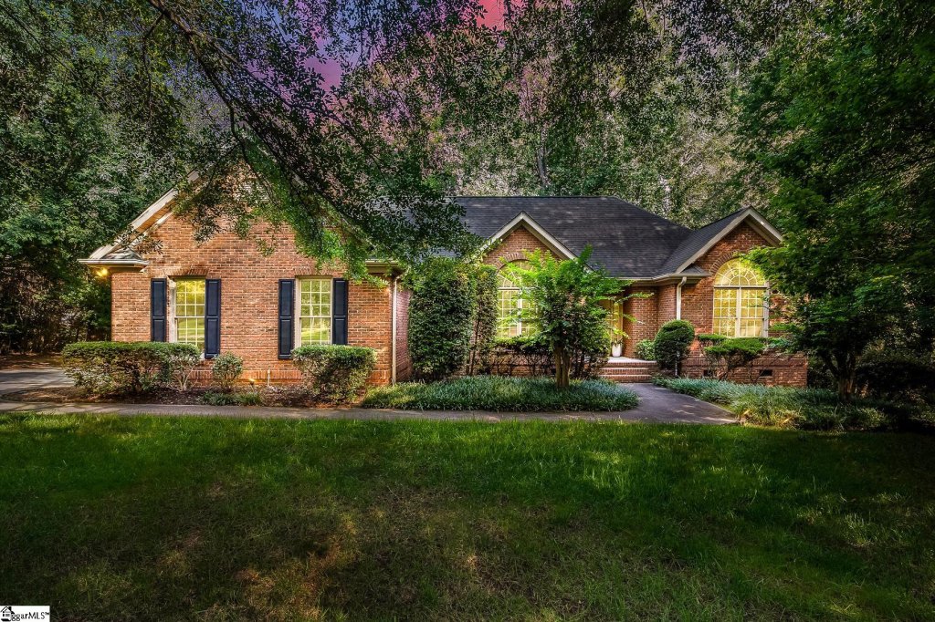 1512 Bramble Ridge Road