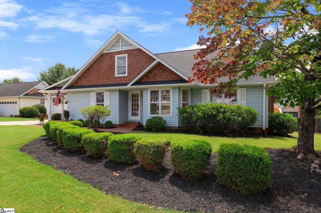 12 Tamburlaine Court