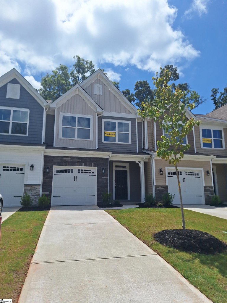 218 Brochaill Court