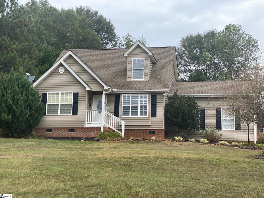 Shady Grove, Pickens community