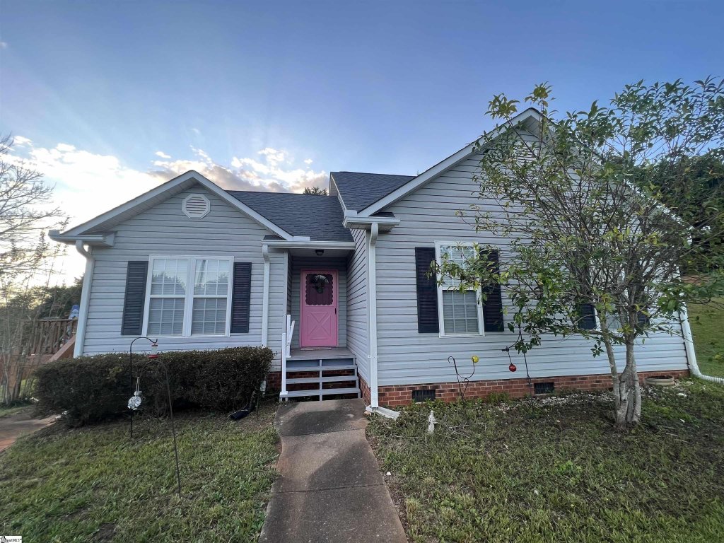 108 Sycamore Court