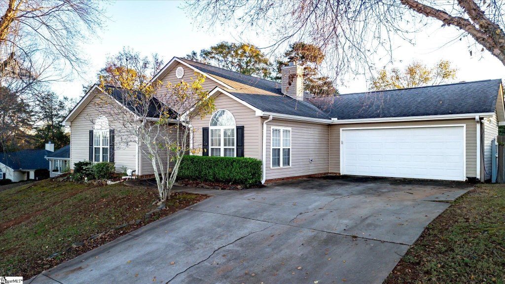 102 Trumpeter Lane
