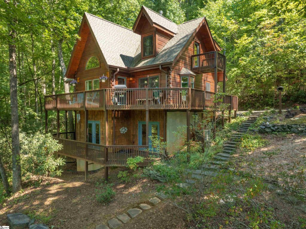 555 Chattooga Lake Road