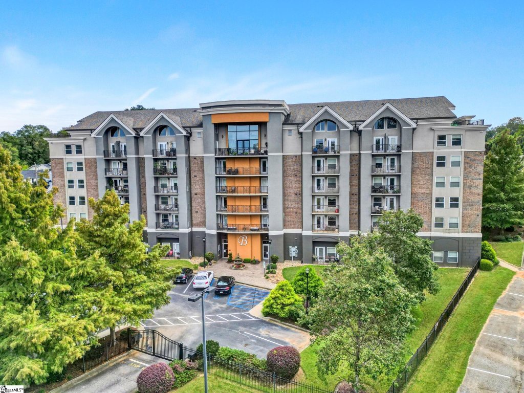 1001 S Church Street #404