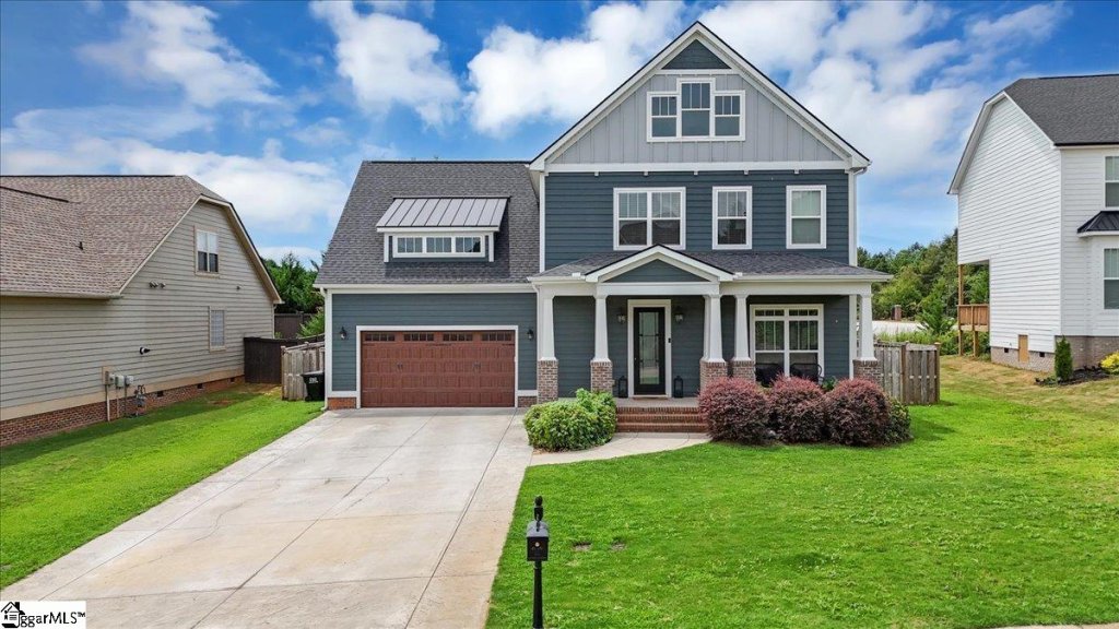 107 Bold Slope Drive