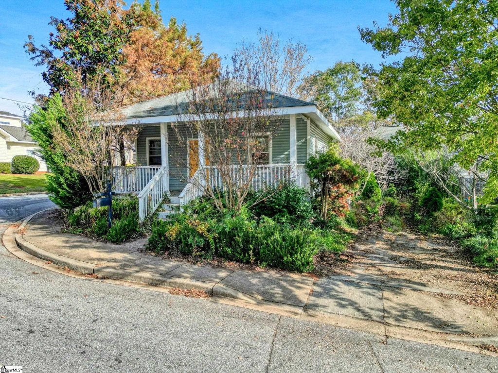 110 Lincoln Street