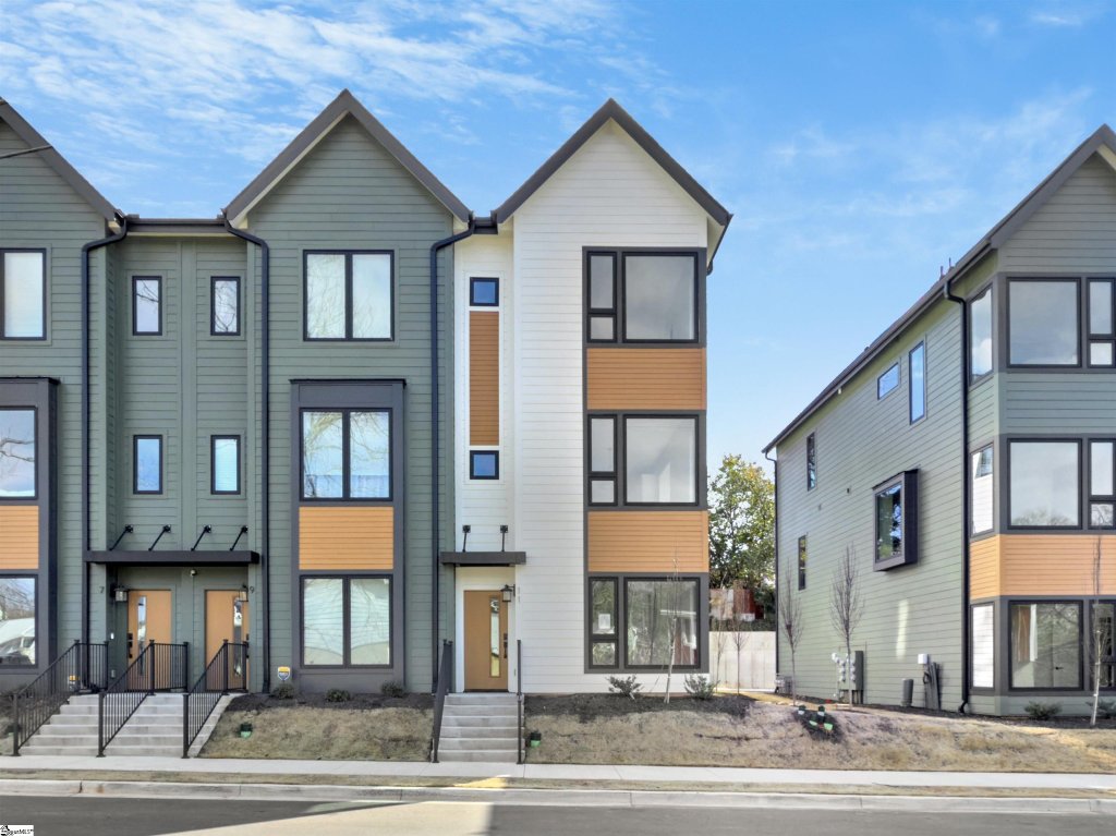 11 Conwell Street #7