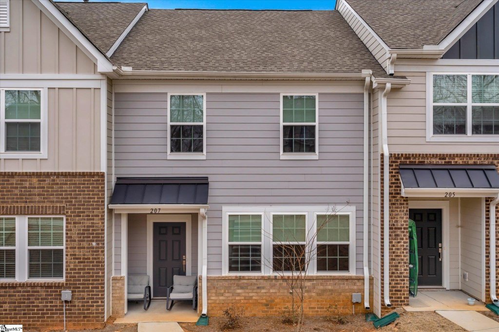 207 Stammer Lane