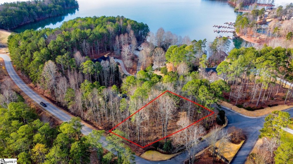 201 Wild Oak Court