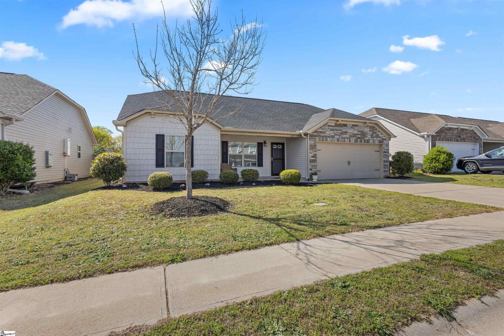 122 Barred Owl Drive