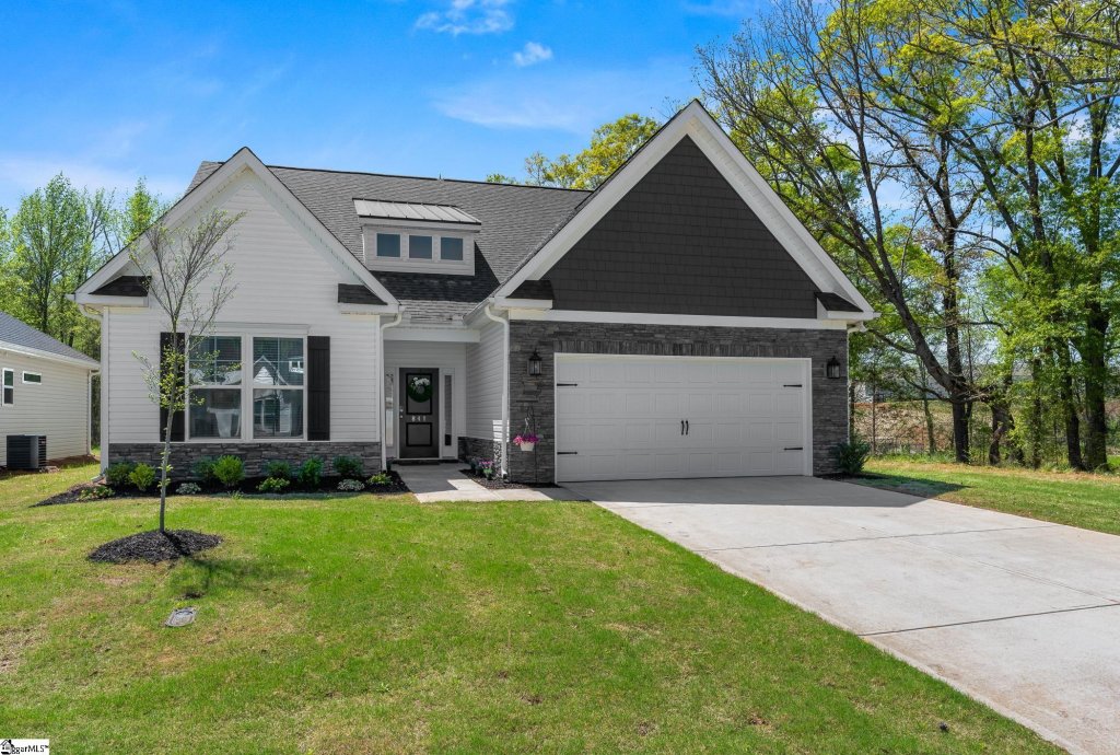 841 Apple Creek Trail