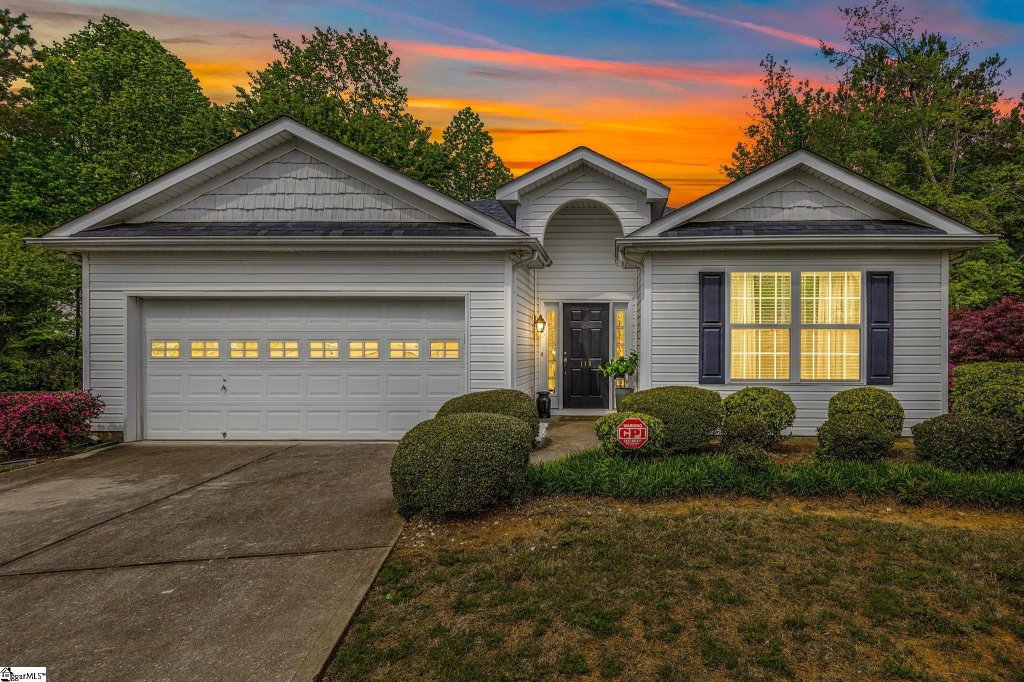 118 Honeylocust Court