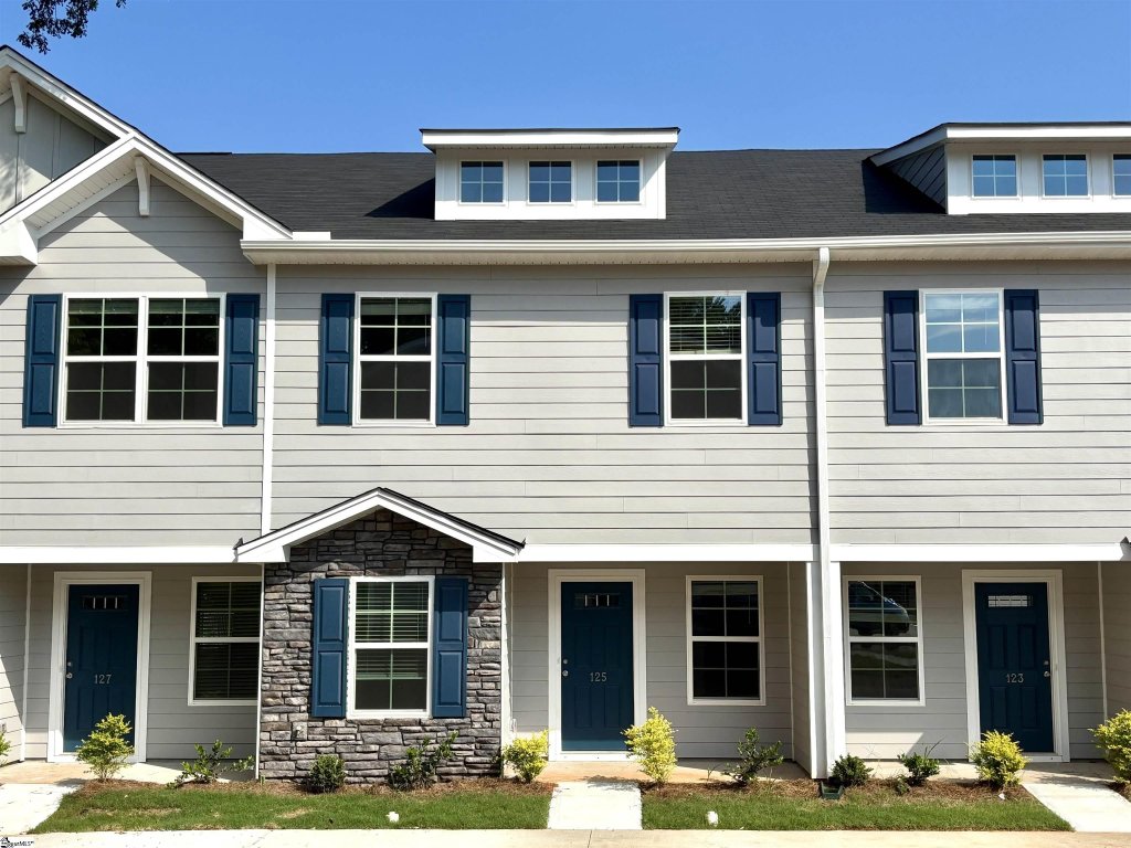 125 Pendleton Place Way