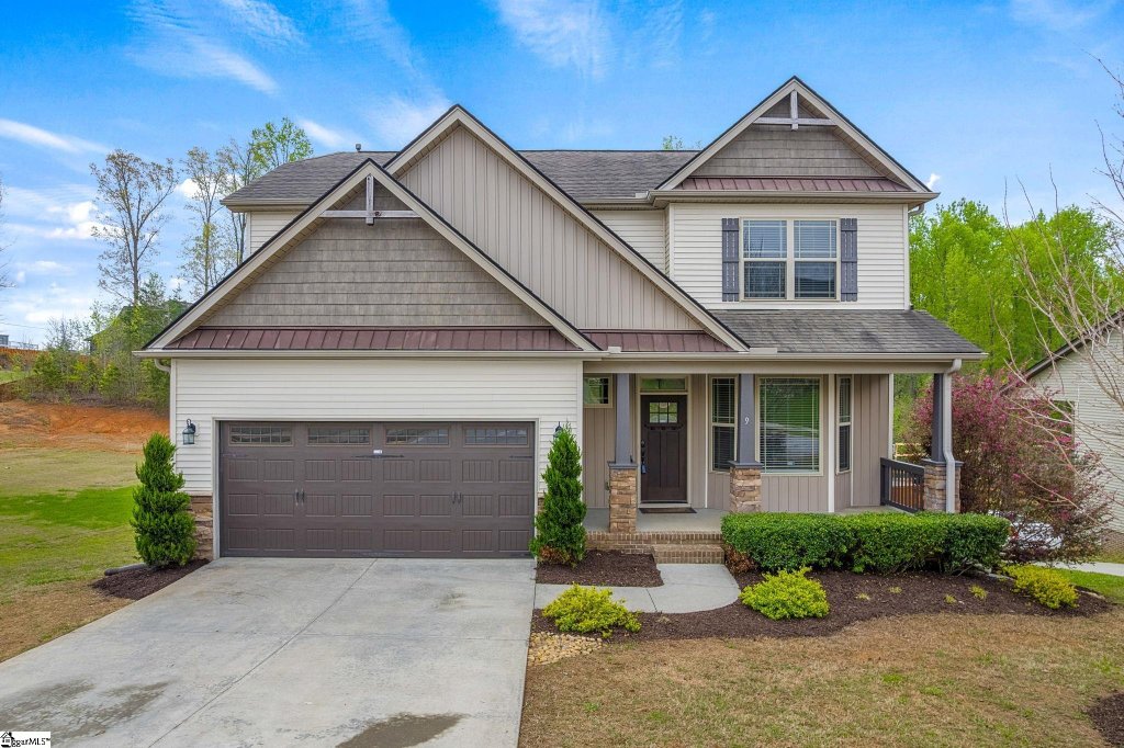9 Amber Oaks Drive