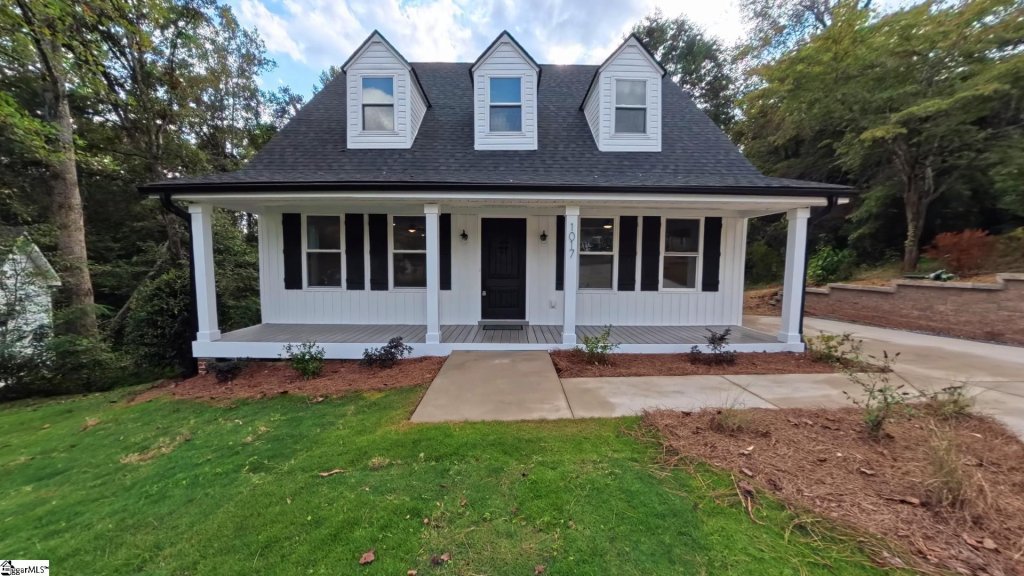 1017 Fox Row