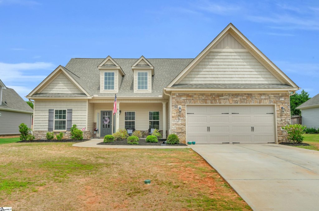 1012 Drakes Crossing