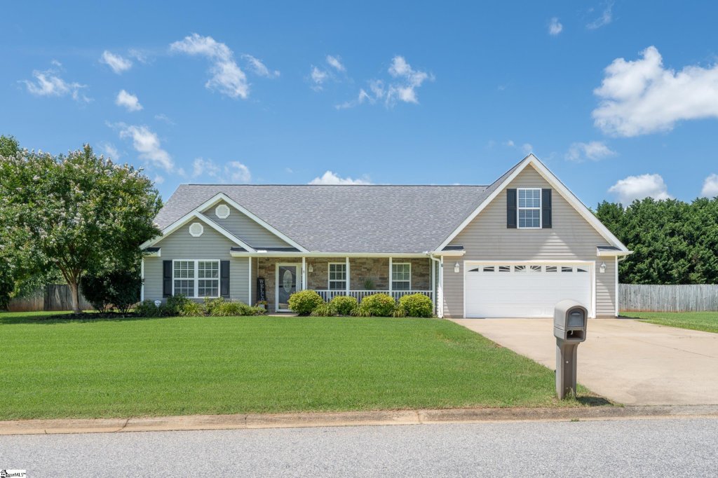 6 Gratiot Lane
